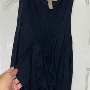 Black ruffled tank